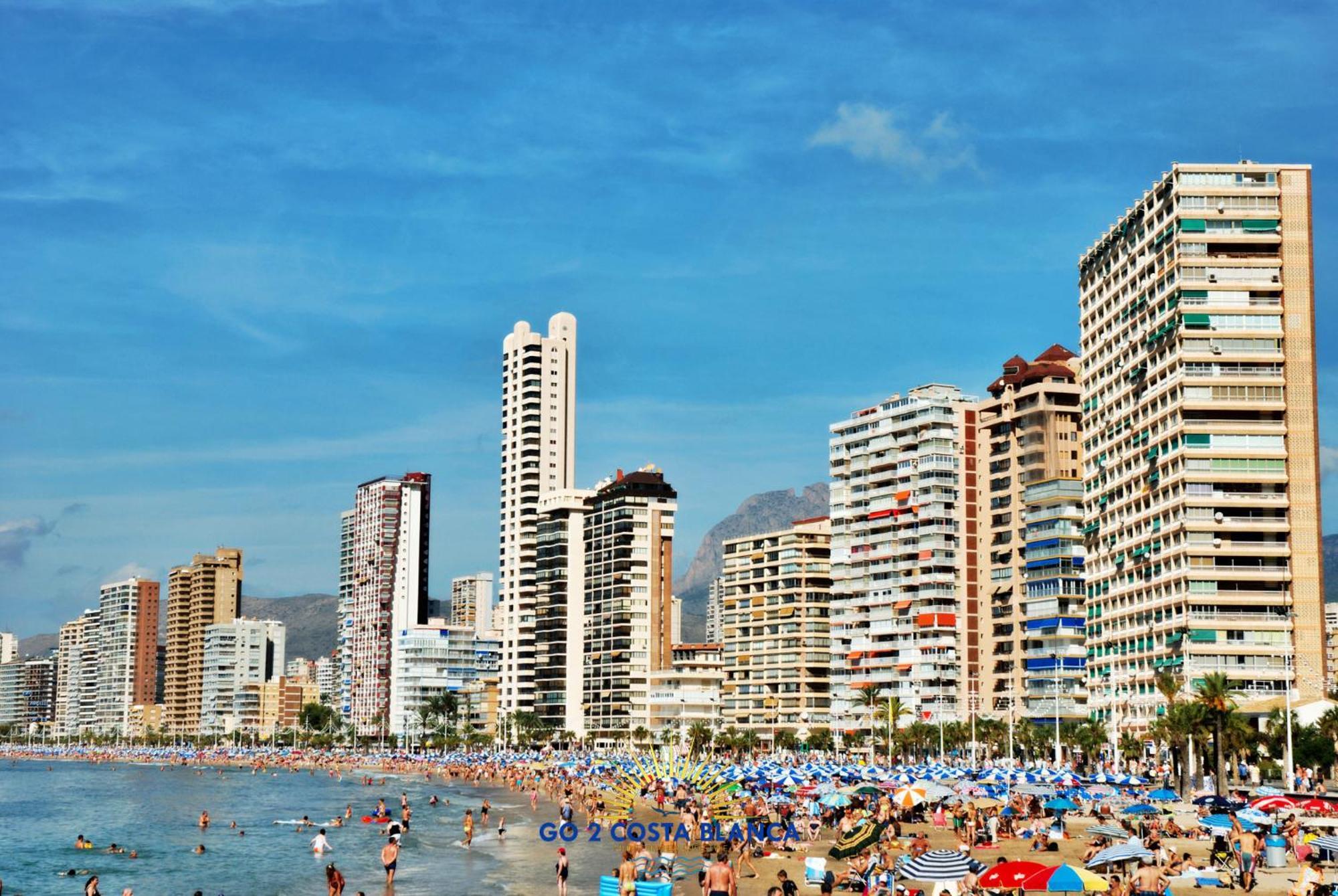 Suite On The Beach Бенидорм Экстерьер фото